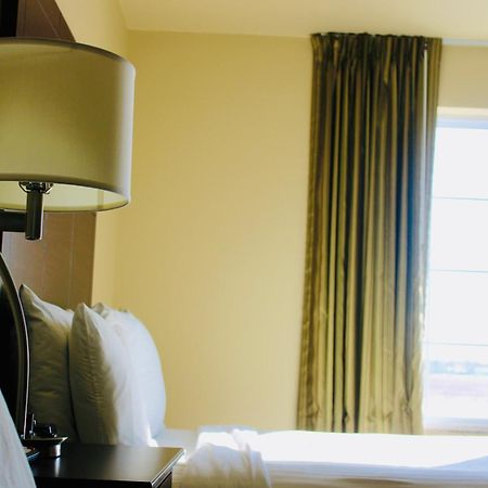 Cobblestone Hotel & Suites - Devils Lake Esterno foto
